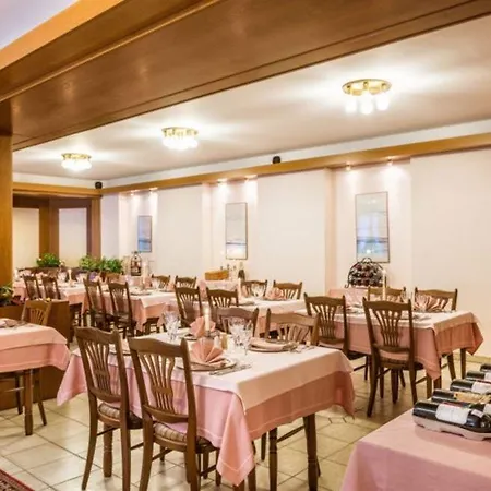 ليه بوستيلون