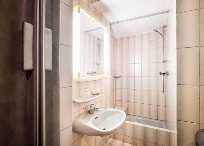 酒店 乐博斯蒂隆酒店