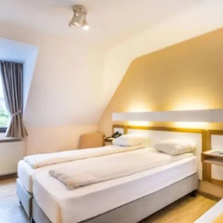 Hotell Le Postillon Esch-sur-Sûre