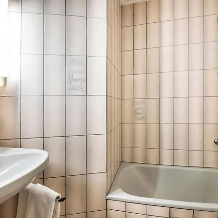 Hotell Le Postillon Esch-sur-Sûre