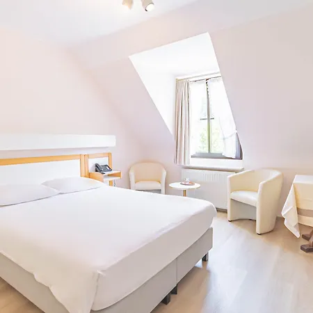Hotell Le Postillon Esch-sur-Sûre