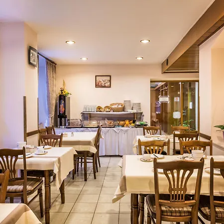 Le Postillon Hotell 3*