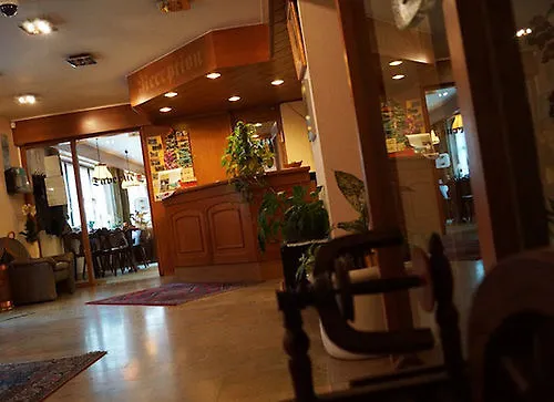 Hotel Le Postillon 3*